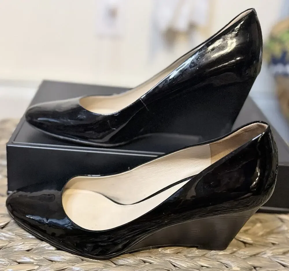 Via Spiga Womens Pump Size 7 Black Patent Wedge Heel Dress Shoe Elegant Comfy